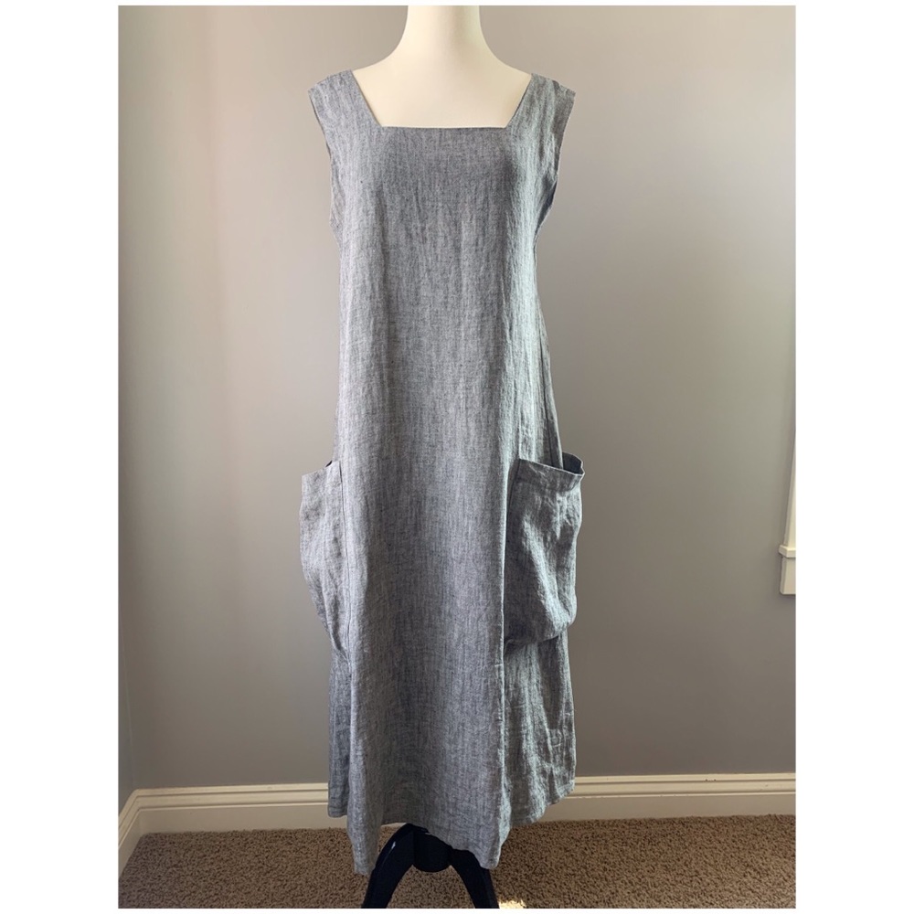 Lilith Dress size M